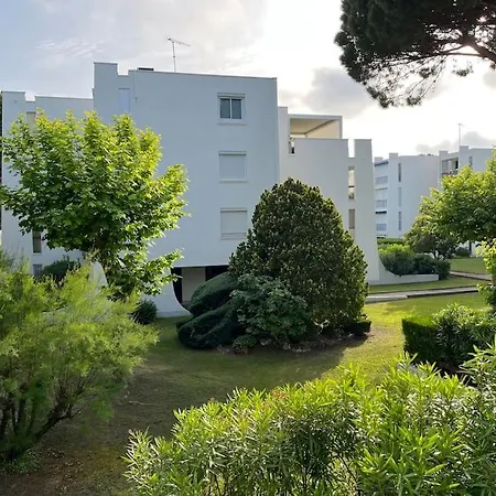 25m2, 4 Pers Cosy, Design, Avec Parking Prive *